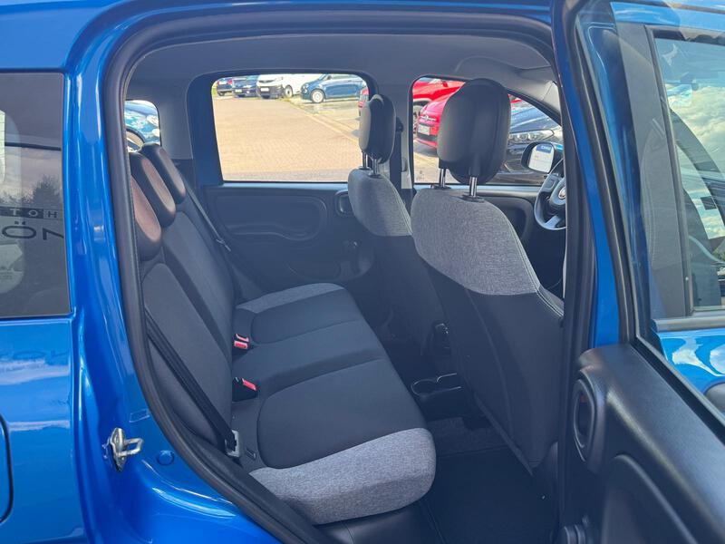 Fahrzeugabbildung Panda 1.0 GSE Cross City Plus KLIMA*ALLWETTER Bild 9 von 19