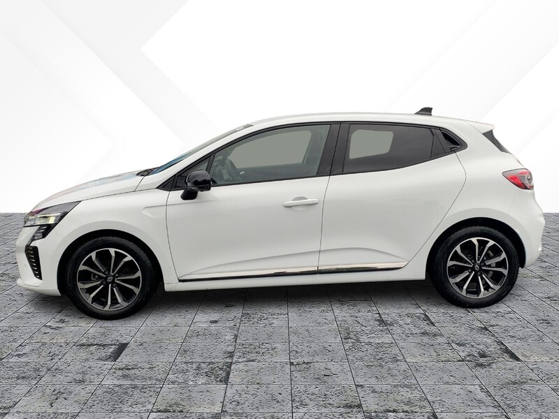 Fahrzeugabbildung Clio Techno TCe 90 Bild 2 von 21