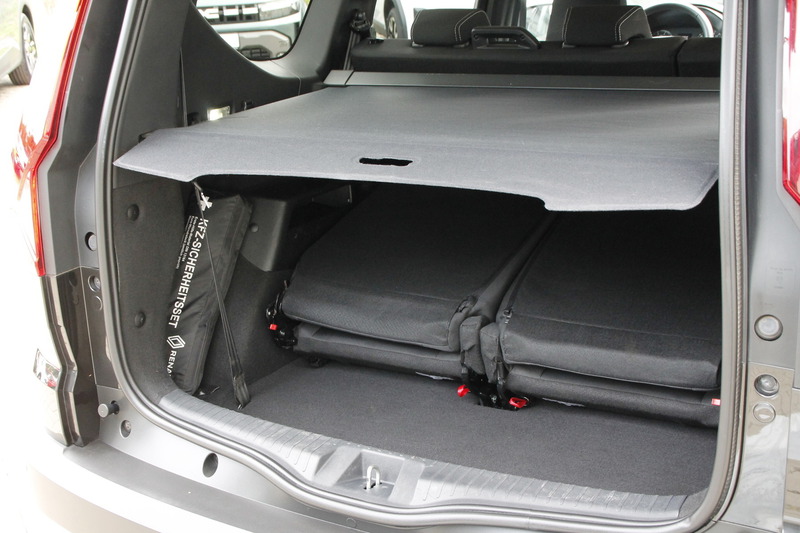Fahrzeugabbildung Jogger Comfort TCe 110 7-Sitzer Bild 20 von 23
