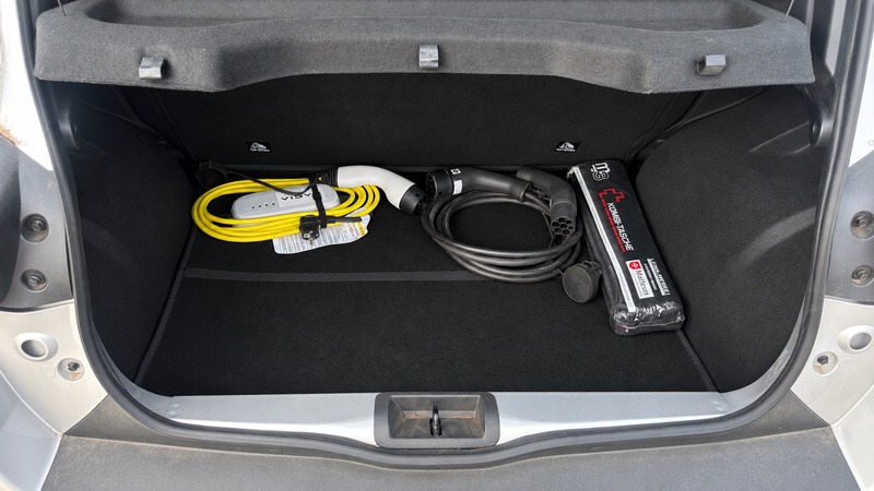 Fahrzeugabbildung Spring ELECTRIC 65 Bild 8 von 16