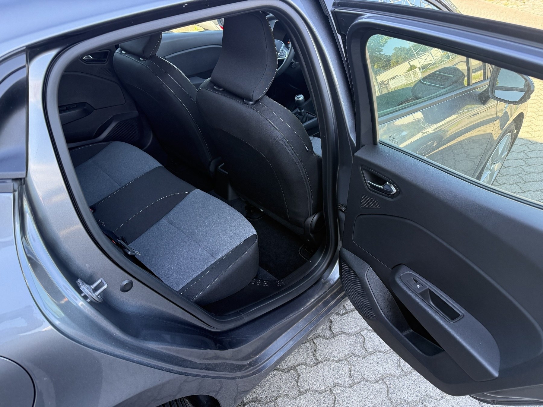 Renault Clio – Bild 10