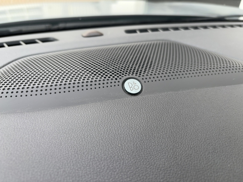 Fahrzeugabbildung Kuga ABS ESP AHK Bild 20 von 21