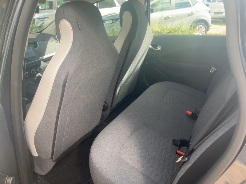Fahrzeugabbildung Zoe R110 Experience Z.E. 50 Bild 8 von 20