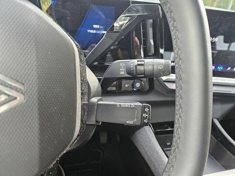 Fahrzeugabbildung Austral Evolution Mild Hybrid 150 Automatik Bild 23 von 28
