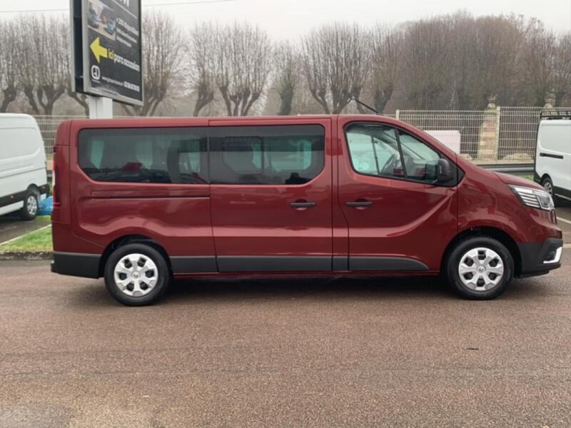 Renault Trafic Combi