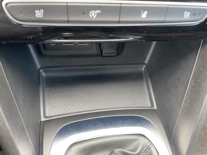 Fahrzeugabbildung Megane 5-Türer R.S. LINE TCe 140 GPF Bild 21 von 21