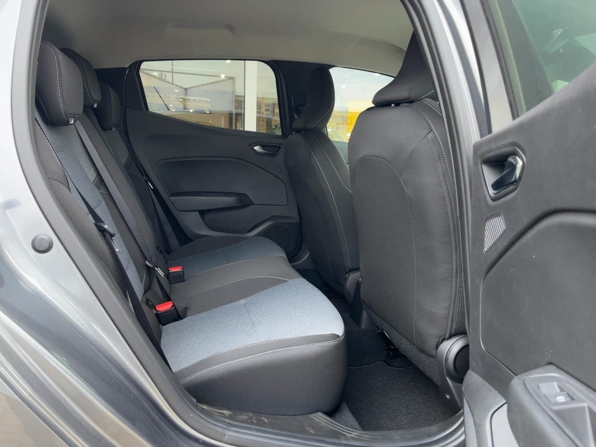 Renault Clio – Bild 12