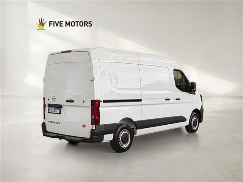 Nissan Interstar