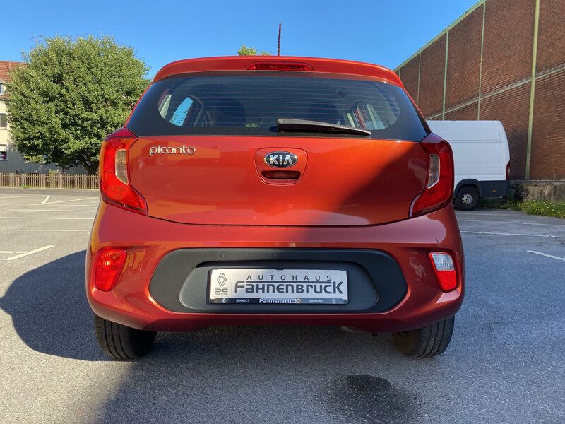 Fahrzeugabbildung Picanto Scheckheft PDC hi Klima Bild 4 von 5