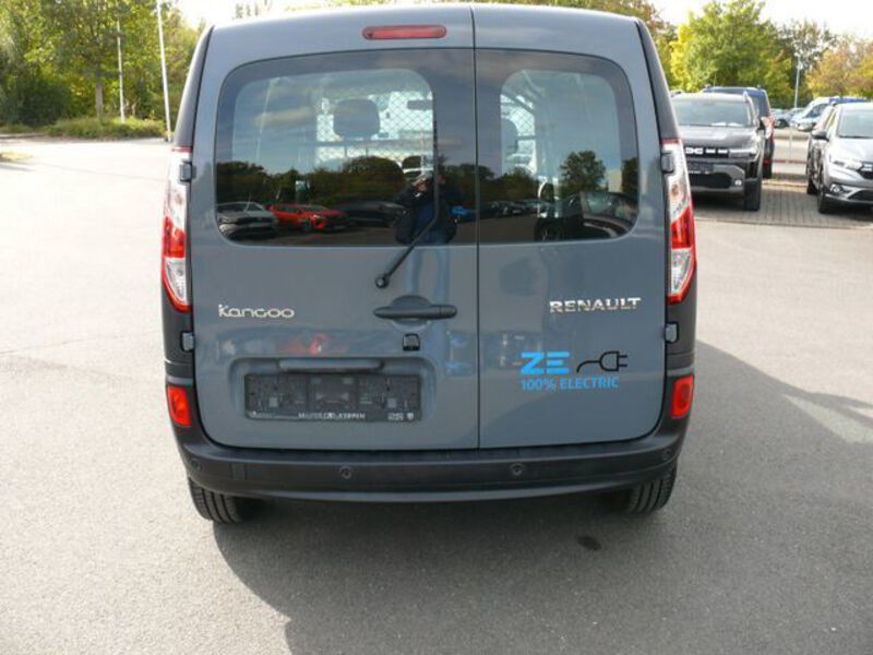 Fahrzeugabbildung Kangoo E-TECH Maxi 2-Sitzer Batteriekauf Bild 11 von 20