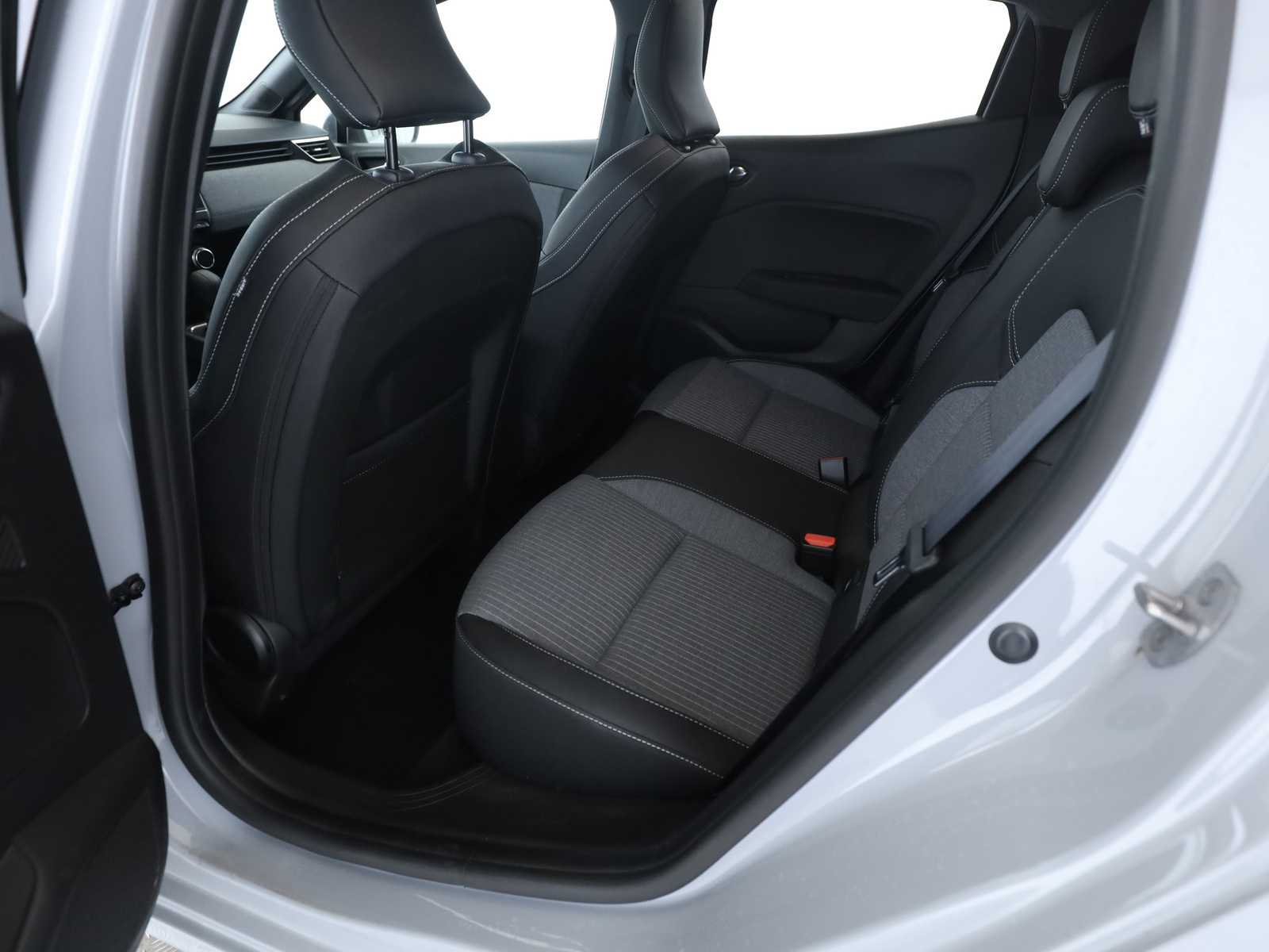 Renault Clio – Bild 11