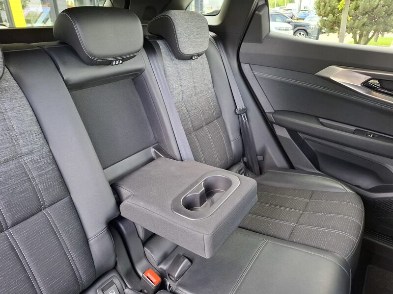 Fahrzeugabbildung Austral Techno Mild Hybrid 160 Automatik Bild 19 von 47