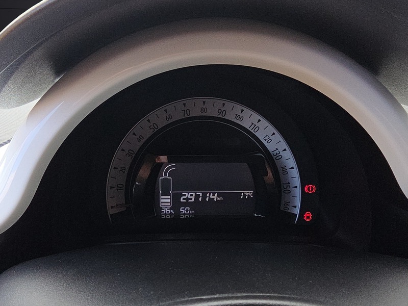 Fahrzeugabbildung Twingo Navi Rückfahrkamera Sitzheizung Bild 15 von 15