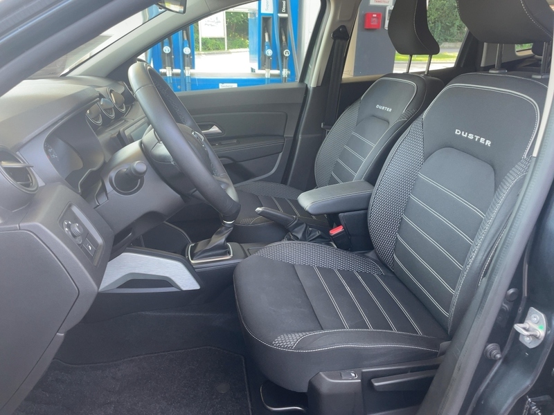 Fahrzeugabbildung Duster II 1.3 TCe 150 Prestige 2WD GPF Bild 6 von 15