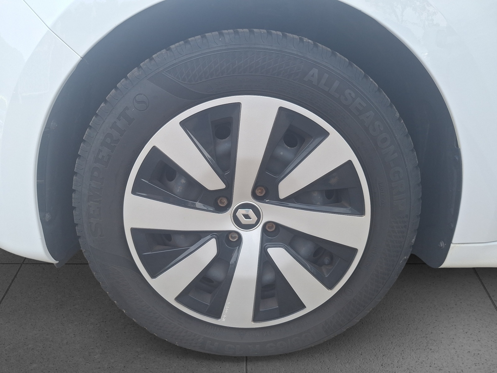 Renault Clio – Bild 16