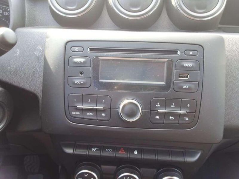 Fahrzeugabbildung Duster Duster COMFORT Bild 10 von 16
