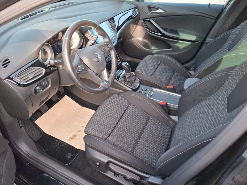 Fahrzeugabbildung Astra K 1.4 Turbo ON Start/Stop Limousine Bild 7 von 14