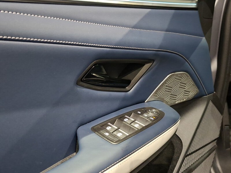 Alpine A390