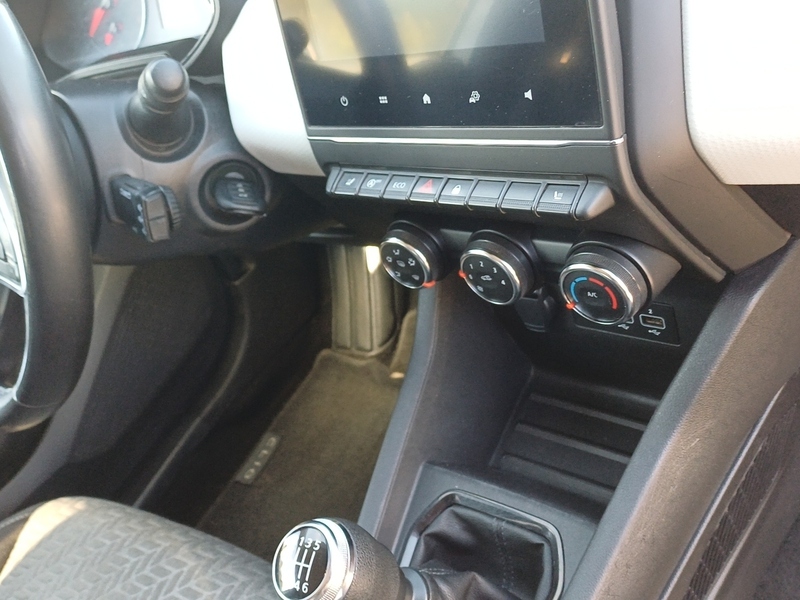Fahrzeugabbildung Clio  Evolution dCi Bild 16 von 16