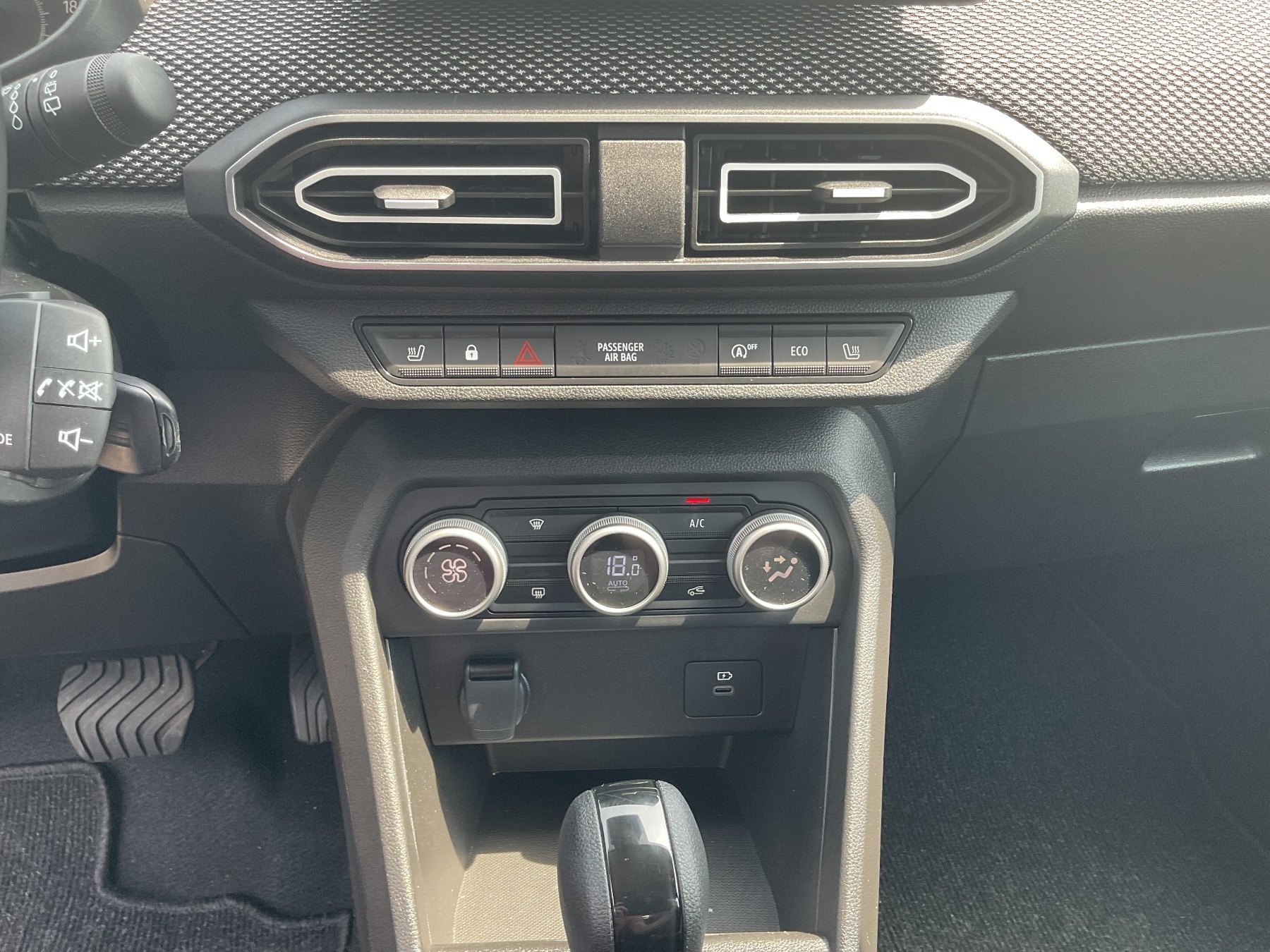 Dacia Sandero – Bild 10