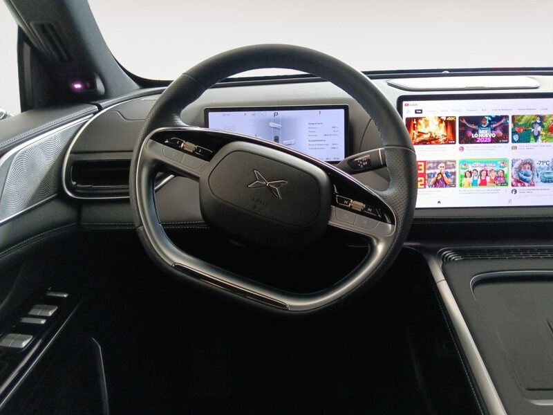 Xpeng G9