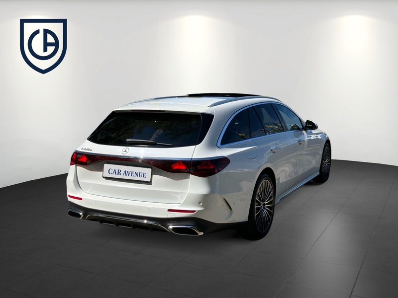 Mercedes-Benz E 220