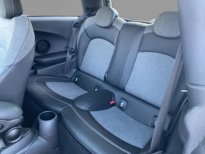 Fahrzeugabbildung Cooper S ABS ESP SERVO Wegfahrsperre Bild 8 von 21