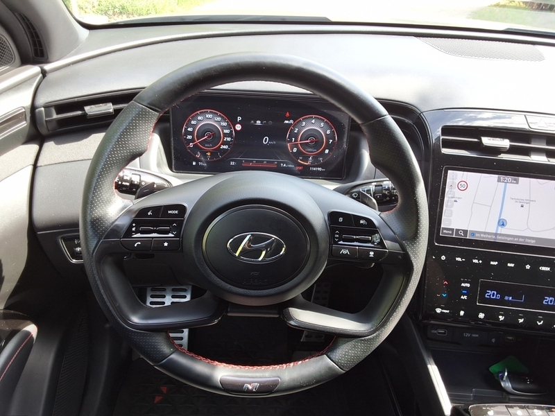 Fahrzeugabbildung TUCSON ALLWETTER/CARPLAY/SHZ/KAMERA/PDC/ Bild 9 von 16