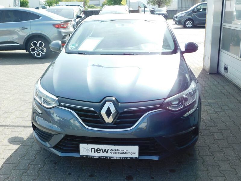 Fahrzeugabbildung Megane IV Entry TCe 115 GPF Bild 3 von 14