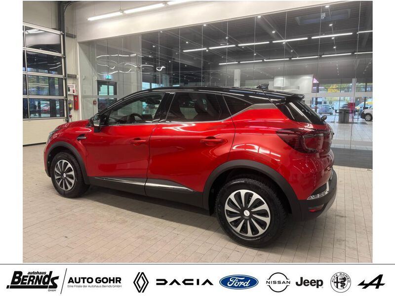 Fahrzeugabbildung Captur TCe Mild Hybrid 140 GPF Bild 8 von 28