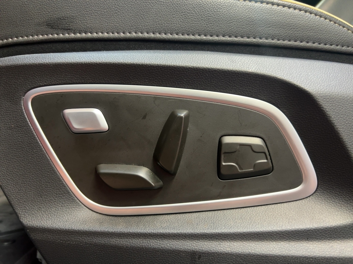 Renault Megane E-TECH – Bild 17