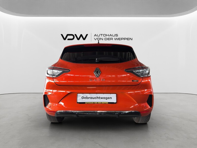 Fahrzeugabbildung Clio V Techno E-Tech Full Hybrid 145 Bild 6 von 15