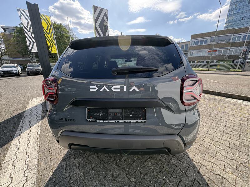 Fahrzeugabbildung Duster II 1.3 TCe 130 Journey 2WD Bild 5 von 18