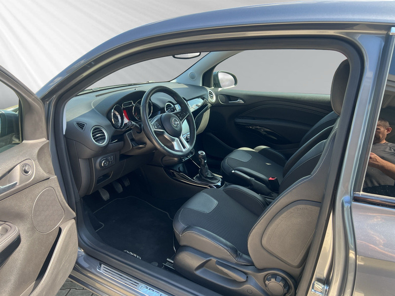 Opel Adam