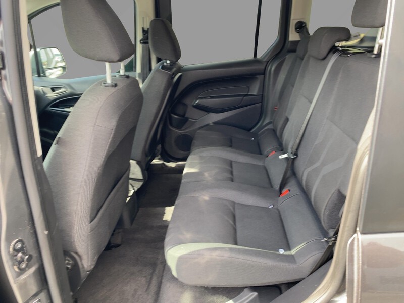 Fahrzeugabbildung Tourneo Connect Trend 1.0L 100PS FWD Bild 8 von 18