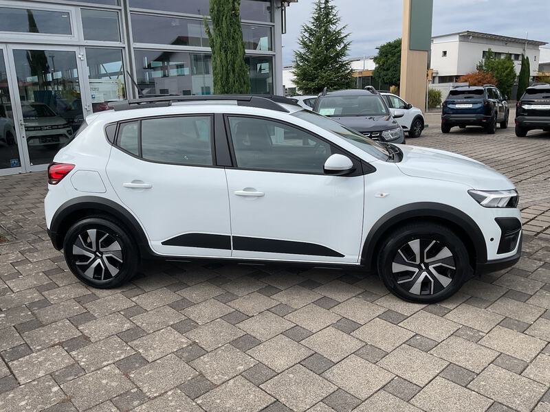 Fahrzeugabbildung Sandero Stepway Expression ECO-G 100 Bild 6 von 15