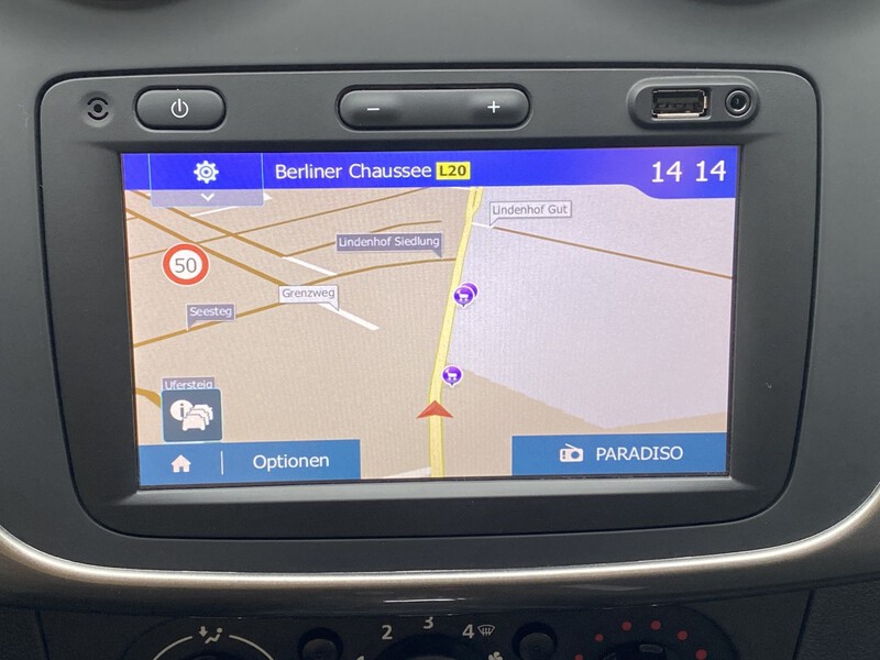 Fahrzeugabbildung Sandero Stepway Bild 16 von 19