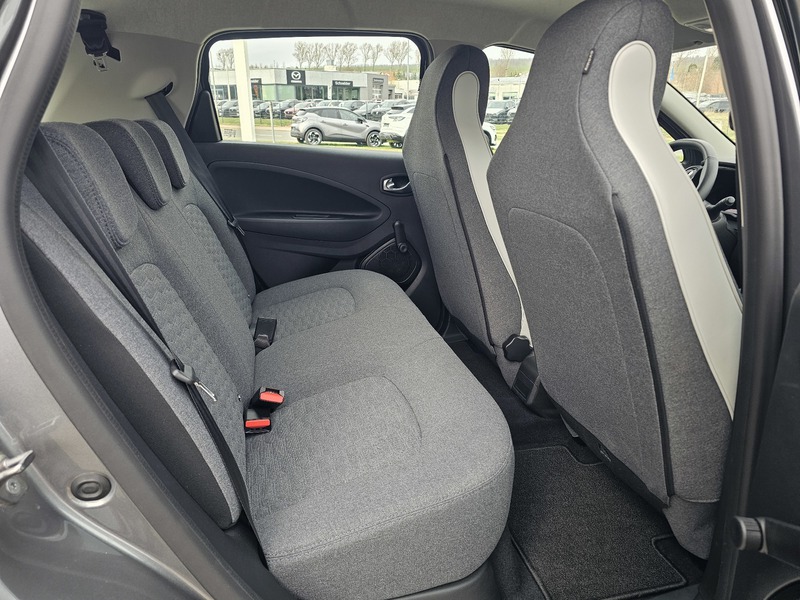 Fahrzeugabbildung Zoe E-Tech 100% elektrisch Evolution EV50 135hp Bild 8 von 12