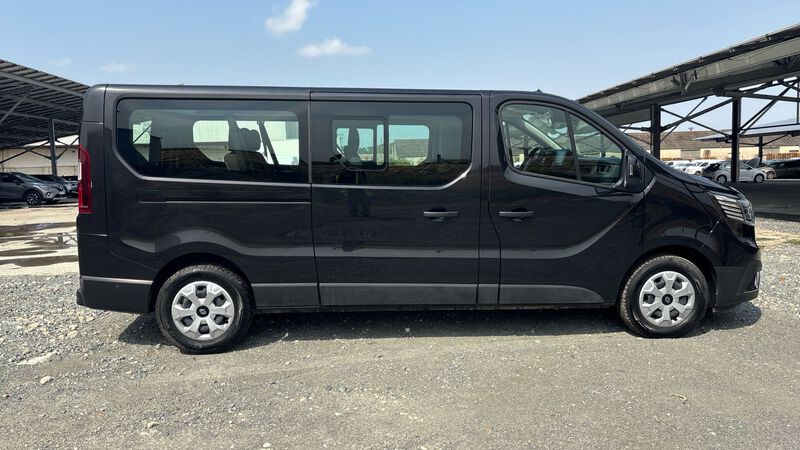 Renault Trafic Combi