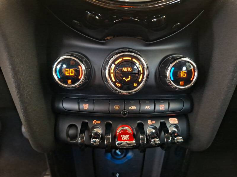 Mini F55 LCI