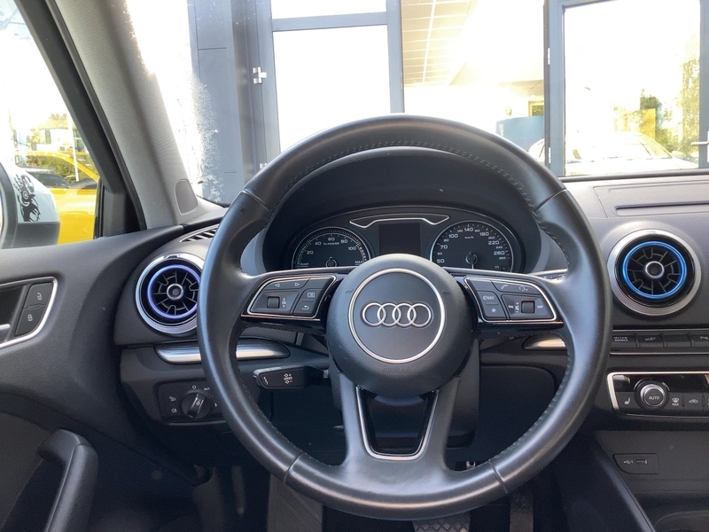 Fahrzeugabbildung A3 ABS ESP SERVO Bild 10 von 20