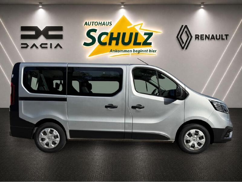 Fahrzeugabbildung Trafic Pkw Start Blue dCi 110 Bild 2 von 15