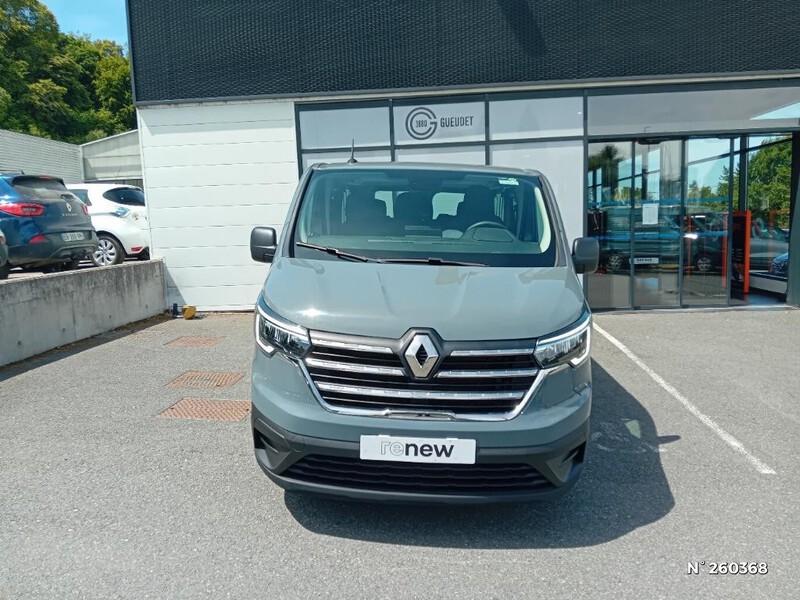 Renault Trafic Combi