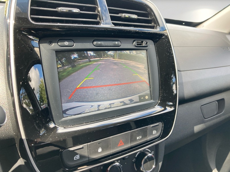 Fahrzeugabbildung Spring CCS Laden+Tochsreen-Farbdisplay Bild 11 von 17