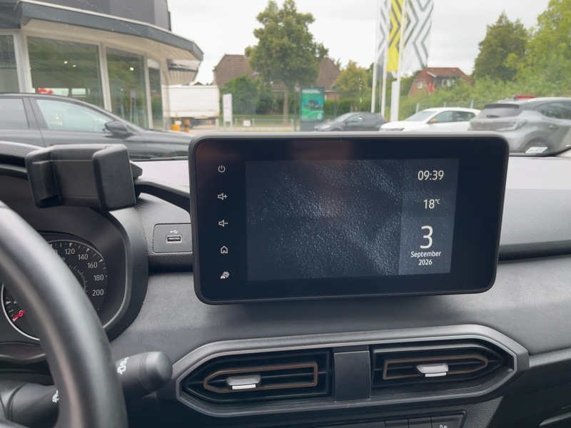 Fahrzeugabbildung Jogger Extreme TCe 110 7-Sitzer+SHZG+KAM+CARPLAY+LED+ Bild 10 von 15