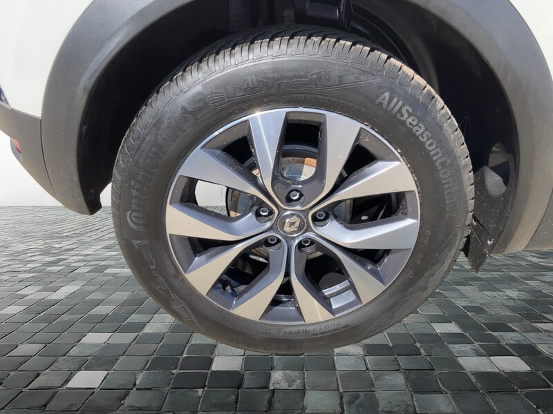 Fahrzeugabbildung Captur Automatik Bild 11 von 18
