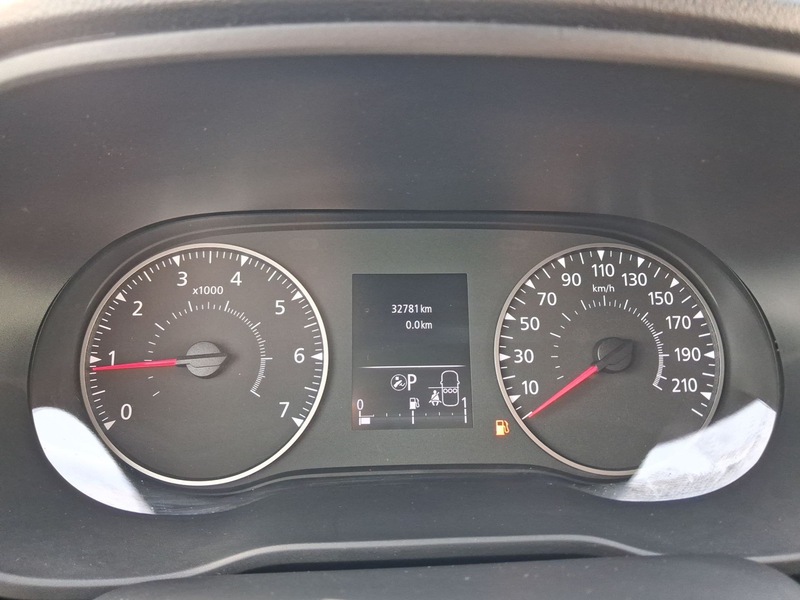 Fahrzeugabbildung Duster *NAVI*AUTOMATIK* Bild 5 von 15