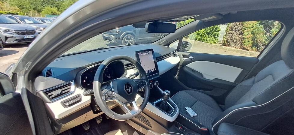 Renault Clio V