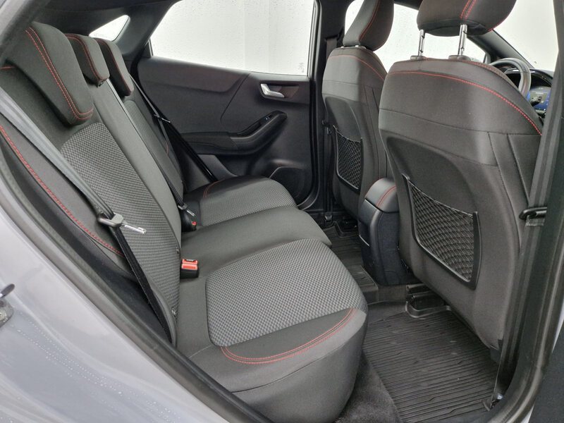 Fahrzeugabbildung Puma 1.0 EcoBoost MHEV ST-Line Winterpaket Bild 11 von 32