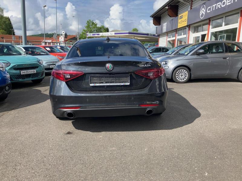 Alfa Romeo Giulia